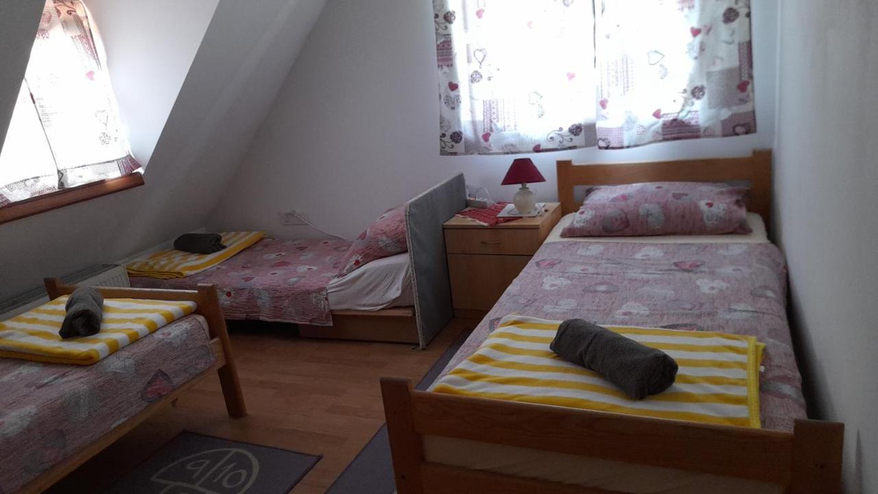 Rooms Ma La Karlovac Eksteriør billede